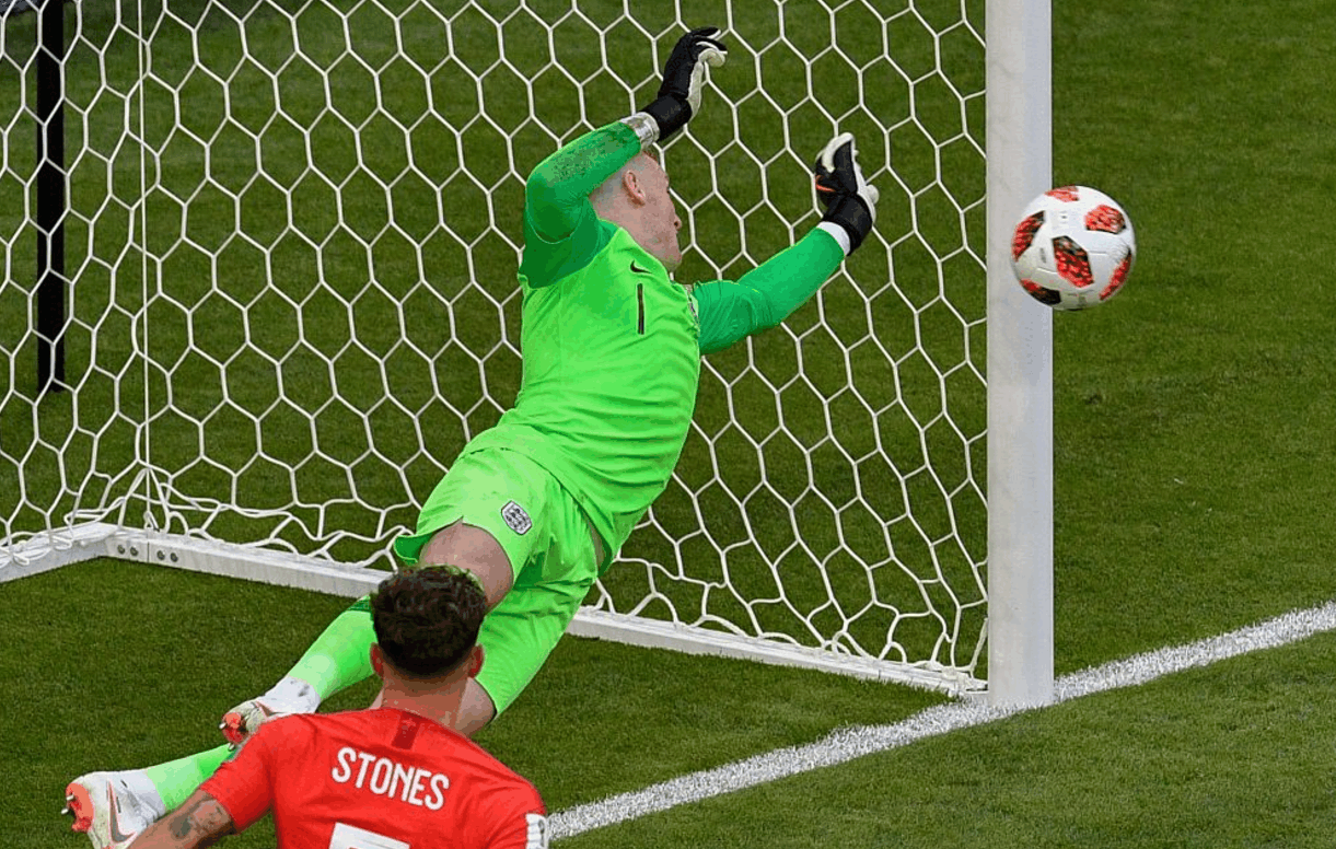 友博登录入口 -关于今晚拉齐奥遗憾出局：法甲节点到来，更衣室稳定，轮换策略成焦点的信息