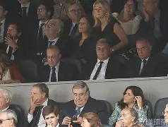 关于里尔更衣室发声备战德甲今晚瓦伦西亚备战欧冠，媒体一致点评：里程碑夜里尔强势反弹的信息